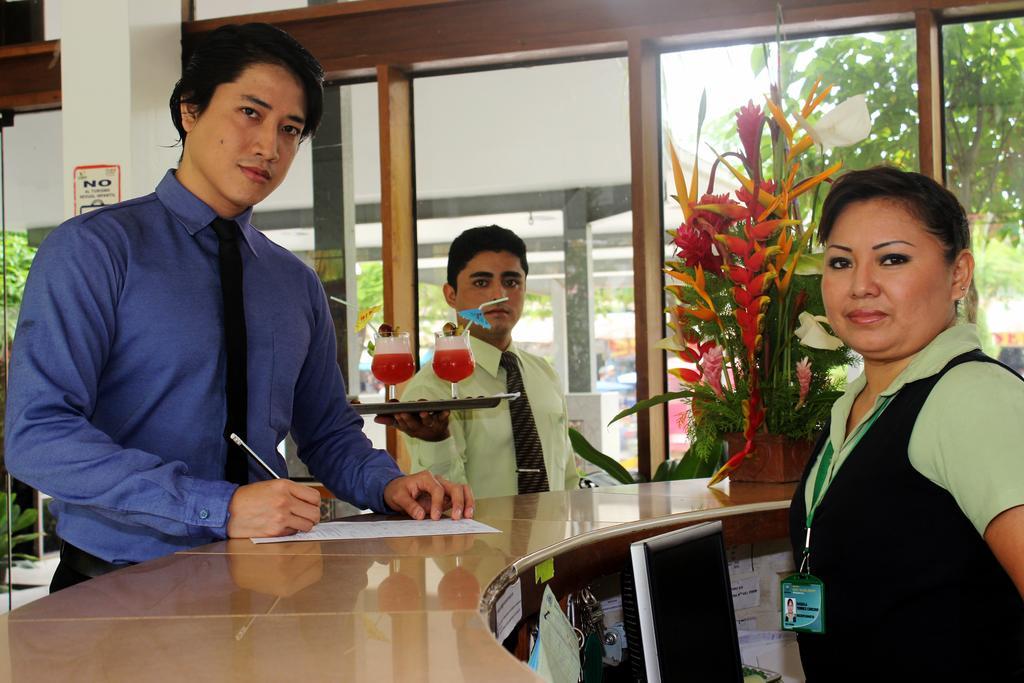 Hotel Sol Del Oriente Pucallpa Eksteriør billede